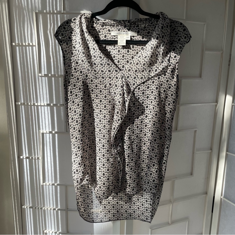 Cute Patterned Blouse